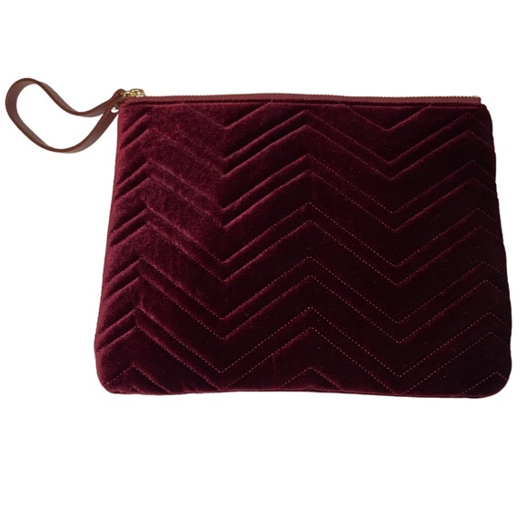 Old Navy Bundle Wine Color Ankle Bootie with Matching Wristlet Women’s Size 10 - Picture 12 of 16